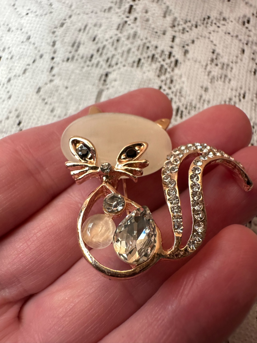 Gold Tone Cat Brooch with Clear Gem Accents - Picture 2 of 4